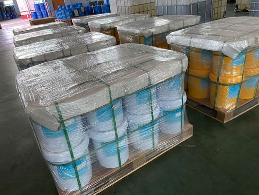 Endurecedor de lanzamiento transparente de la resina de epoxy para la temperatura ambiente del aislador