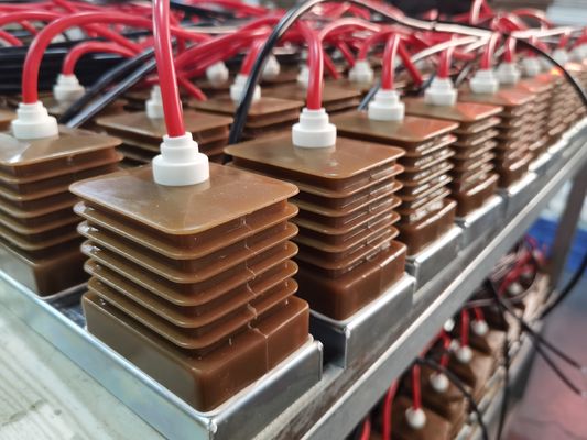 1Transformador de resina epoxi de endurecedor de densidad con temperatura de 70-80 °C